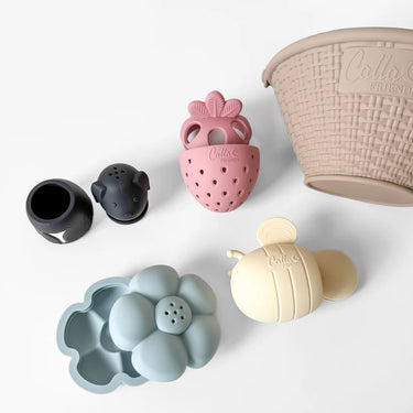 Calla and Friends - Strawberry Patch Bath Toys