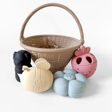 Calla and Friends - Strawberry Patch Bath Toys